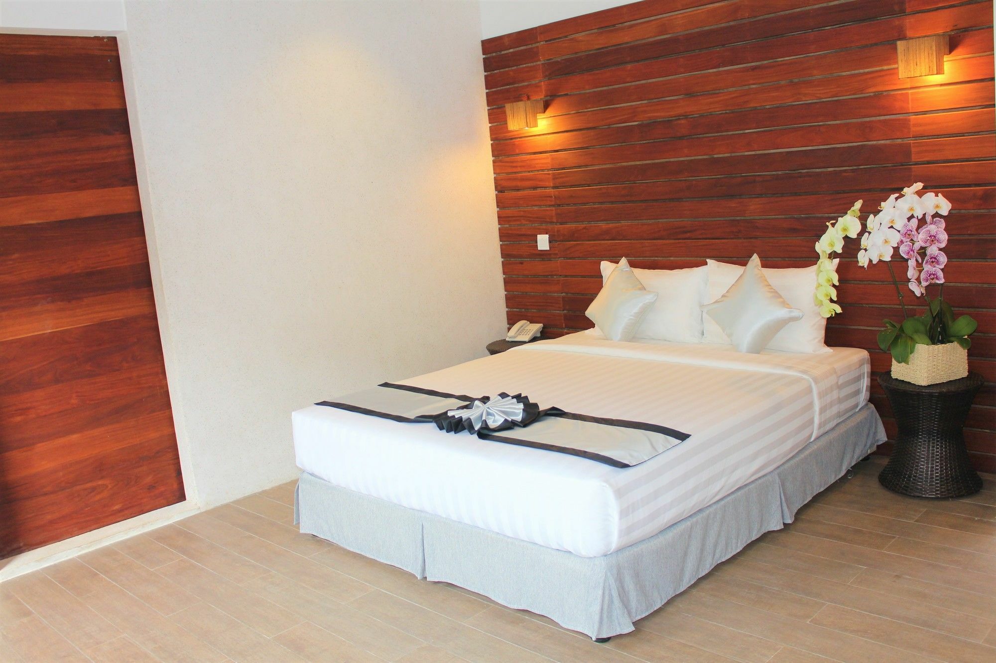 De Ninth Boutique Hotel & Spa Phnompen Kültér fotó